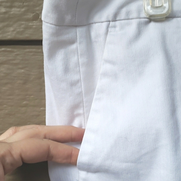 H&M cuffed white bermuda short 16 - Picture 2 of 6